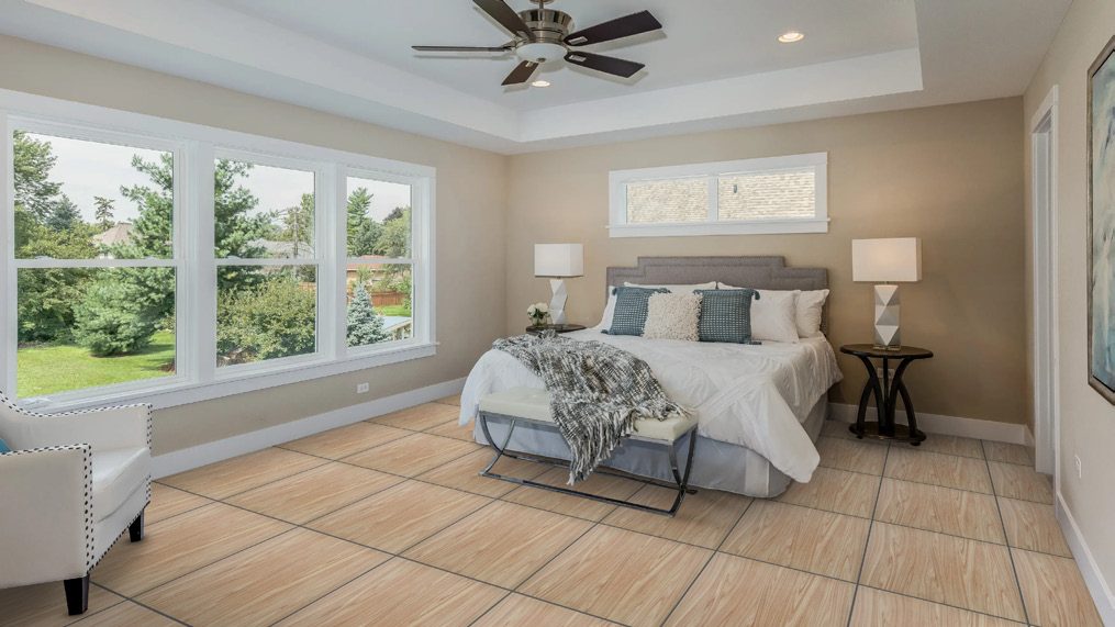 Bedroom &mdash; Wood-effect plank floor