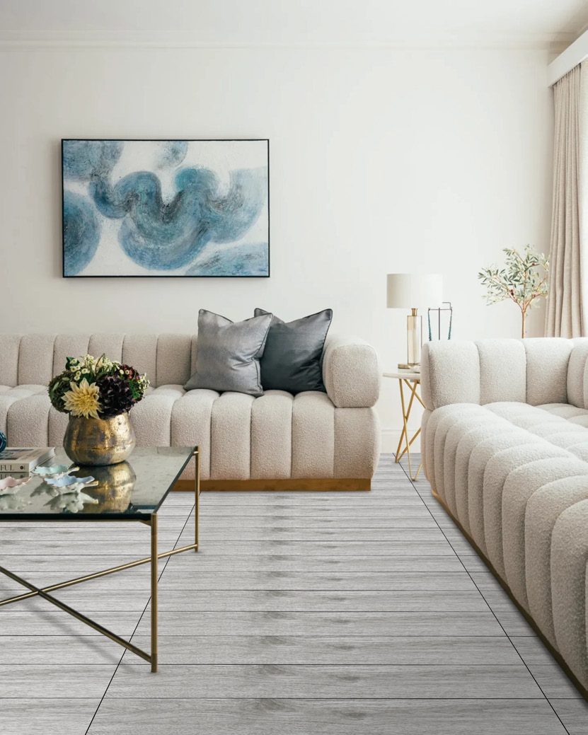 Living room &mdash; Pale marble-effect floor